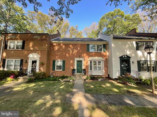 1833 Wainwright Dr, RESTON, VA, 20190-3441 | Card Image
