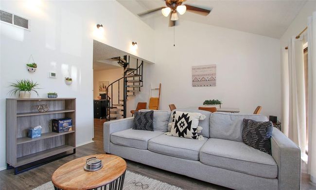 APT-212B - 12900 Walden Rd, Townhouse with 1 bedrooms, 2 bathrooms and null parking in Montgomery TX | Image 13