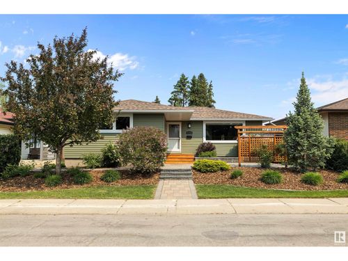 11716 39 Ave Nw, Edmonton, AB, T6J0M9 | Card Image