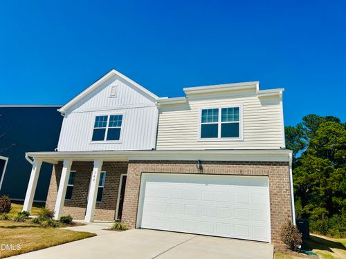140 N Keatts Winner Ct, Clayton, NC, 27520-5773 | Card Image