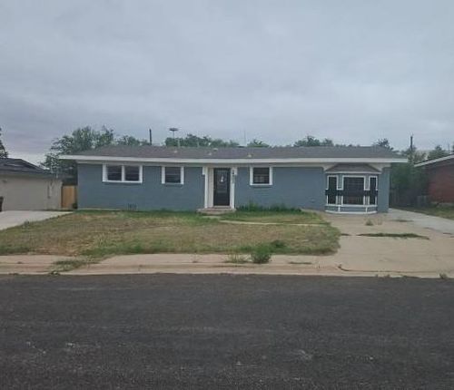 2202 Alabama St, Big Spring, TX, 79720-5206 | Card Image