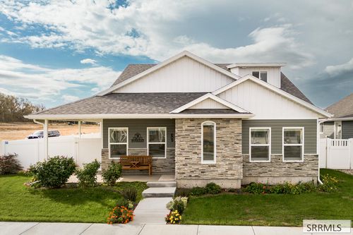 609 Aurora Blvd, Chubbuck, ID, 83202-2563 | Card Image