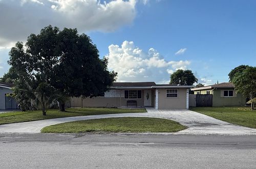 6940 Sw 9th St, Pembroke Pines, FL, 33023-1631 | Card Image