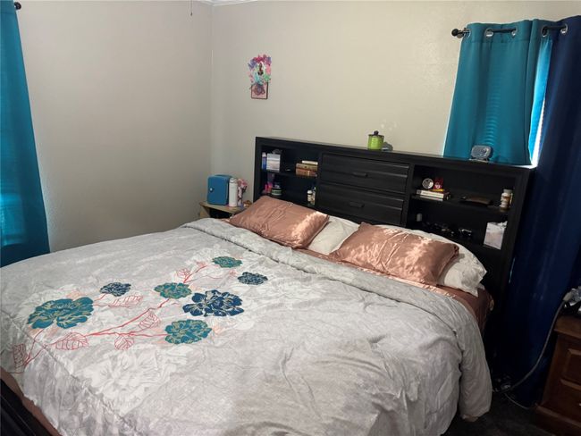 View of bedroom | Image 5