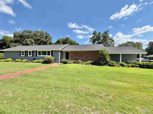 199 W Oak St, Atmore, AL, 36502-2809 | Card Image