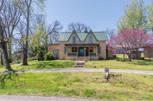4021 Flat Creek Rd, Cape Fair, MO, 65624-5256 | Card Image