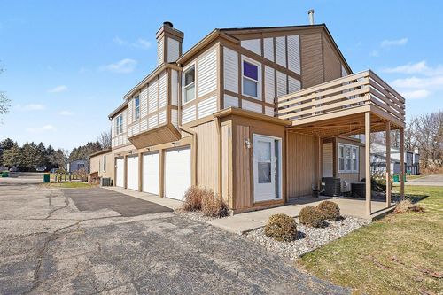 3113 Sturgeon Bay Ave, Portage, MI, 49024-1142 | Card Image