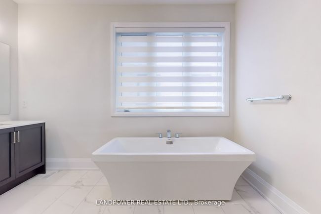 52 Klees Cres, House other with 5 bedrooms, 5 bathrooms and 3 parking in Aurora ON | Image 20