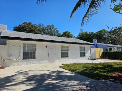 a-1464 Sw 26th Ave, Fort Lauderdale, FL, 33312-3924 | Card Image