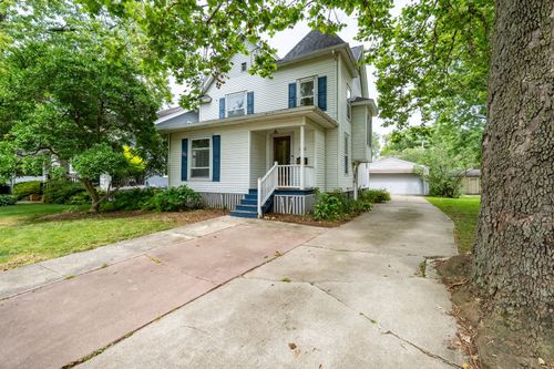 908 S Fell Ave, Normal, IL, 61761-3635 | Card Image