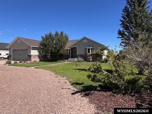 206 Prairie View Dr, Lyman, WY, 82937-5136 | Card Image