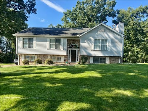 110 October Dr, Butler, PA, 16002-7550 | Card Image