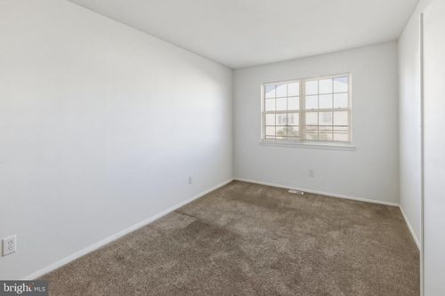 22 Lawrence Ct, SICKLERVILLE, NJ, 08081-1931 | Card Image