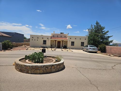 3000 Appaloosa Dr Sw, Deming, NM, 88030-6734 | Card Image