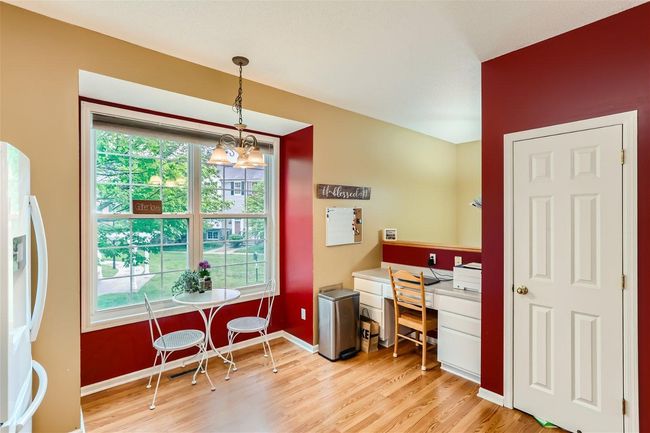 Breakfast nook and Built-in Desk | Image 6