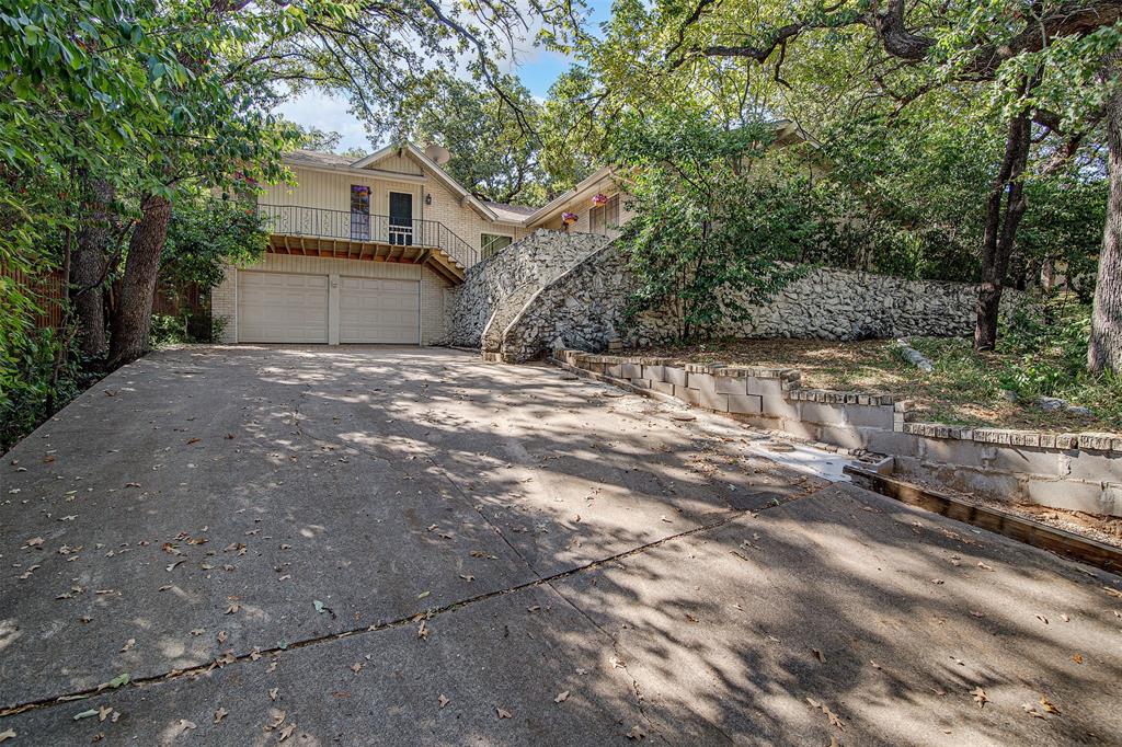 White Oak Ct, Arlington, TX 76012