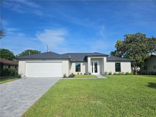 27584 Playa Del Rey Ln, BONITA SPRINGS, FL, 34135-3554 | Card Image