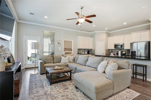 6328 Eldora Dr, College Station, TX, 77845-7059 | Card Image