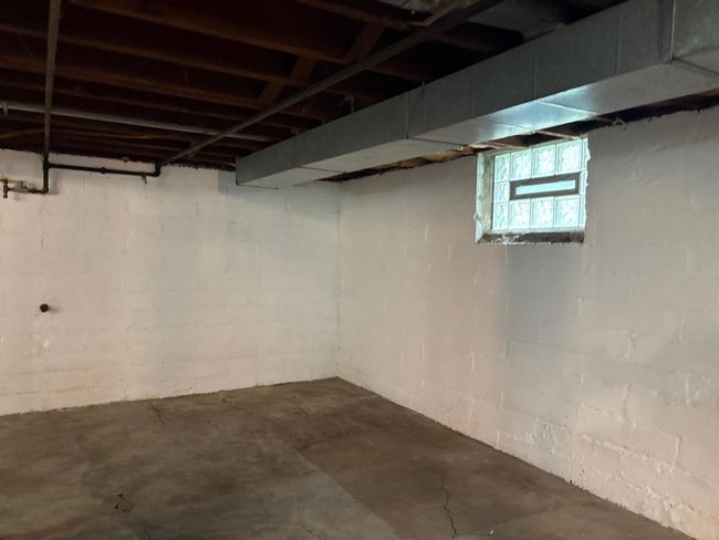 Basement | Image 20