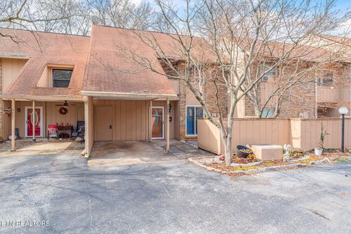 9643 Hidden Oak Way, Knoxville, TN, 37922-2393 | Card Image