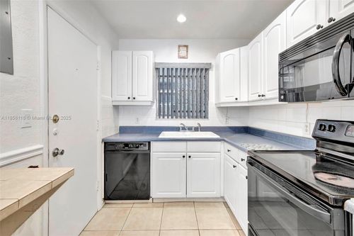 apt-203-1939 Jefferson St, Hollywood, FL, 33020-5445 | Card Image