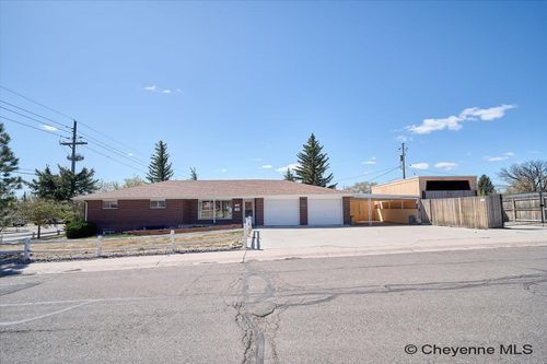 3317 Laramie St, Cheyenne, WY, 82001 | Card Image