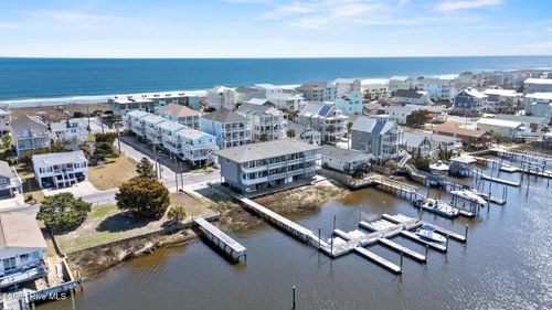 923 Canal Dr, Carolina Beach, NC, 28428-6036 | Card Image