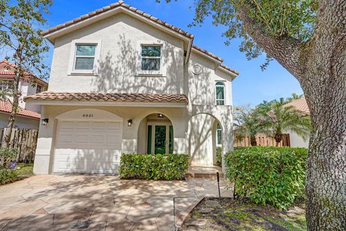 9821 Nw 5th Pl, Plantation, FL, 33324-7041 | Card Image