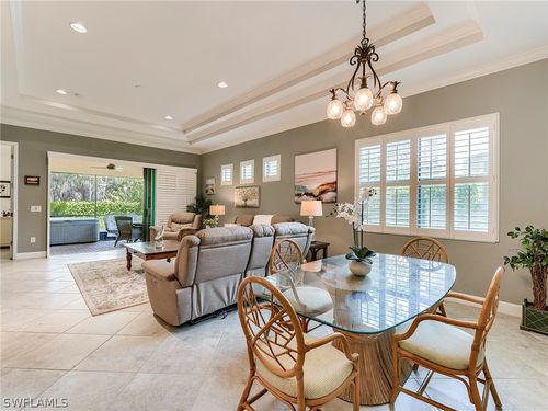 9483 Isla Bella Cir, BONITA SPRINGS, FL, 34135-7276 | Card Image