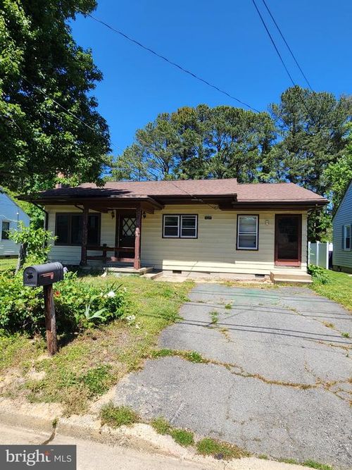 13 Sycamore Ave, EASTON, MD, 21601-3232 | Card Image