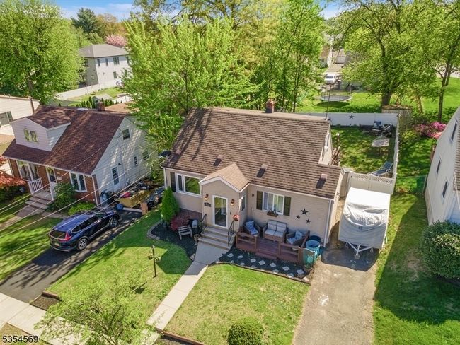 41 Spring Hill Rd, House other with 3 bedrooms, 2 bathrooms and null parking in Clifton NJ | Image 4