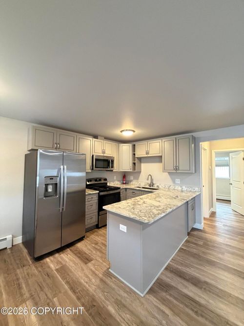 6-204 Rondy Court, Anchorage, AK, 99501 | Card Image