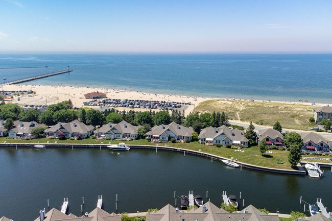 8_Harbor_Point_Ln-75 | Image 51