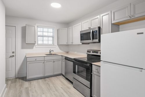 e-605 40th Ave N, Nashville, TN, 37209-2411 | Card Image