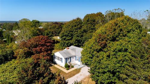 609 Point Judith Rd, Narragansett, RI, 02882-4501 | Card Image
