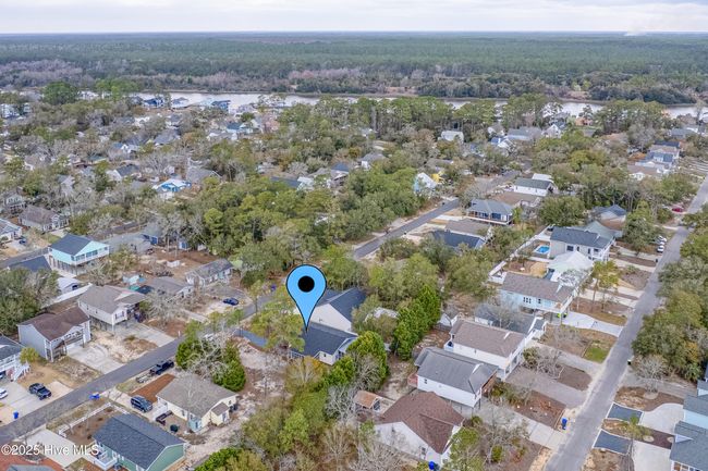 114 Nw 14 Th St, House other with 3 bedrooms, 2 bathrooms and null parking in Oak Island NC | Image 40