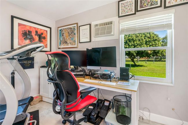 1601 Sw 117 Th Ave, House other with 4 bedrooms, 3 bathrooms and null parking in Davie FL | Image 18