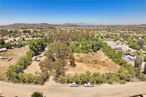 30925 Old Windmill Rd, Menifee, CA, 92584-9162 | Card Image