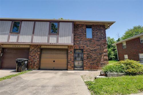 2811 Englewood Ter, Independence, MO, 64052-3037 | Card Image