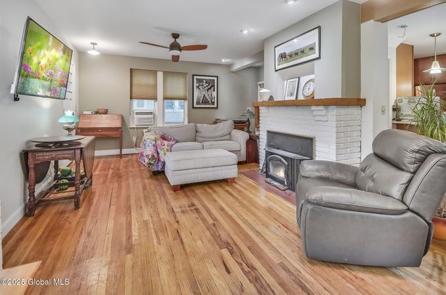 1 Yates St, House other with 3 bedrooms, 2 bathrooms and 1 parking in Troy NY | Image 7
