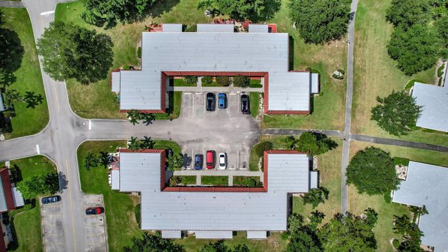 165 Amherst Ln, Condo with 1 bedrooms, 2 bathrooms and null parking in Lake Worth FL | Image 26