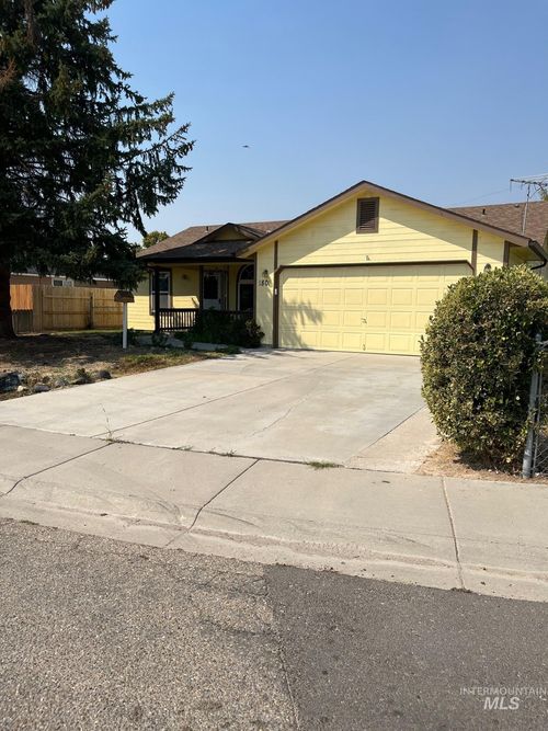 1801 Silver Dr, Nampa, ID, 83686-7506 | Card Image