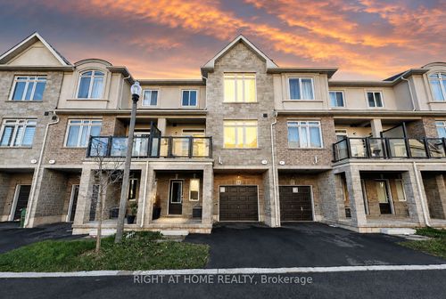 22-40 Zinfandel Dr, Stoney Creek, ON, L8E0L1 | Card Image