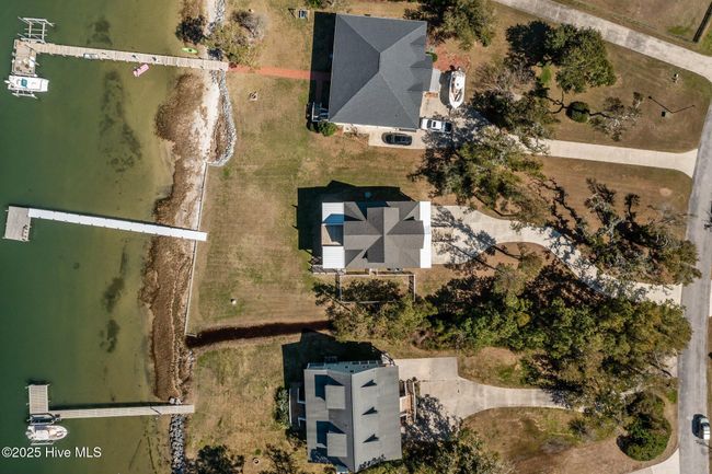 130 Maxwell Dr, House other with 5 bedrooms, 4 bathrooms and 2 parking in Harkers Island NC | Image 67