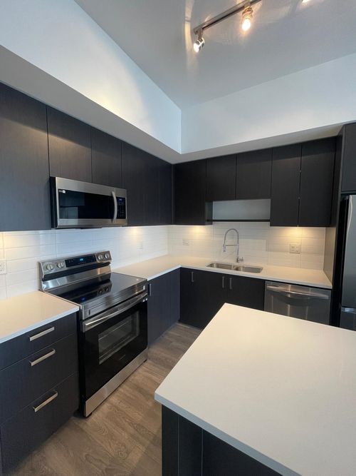 609-15815 85 Ave, Surrey, BC, V4N6X5 | Card Image