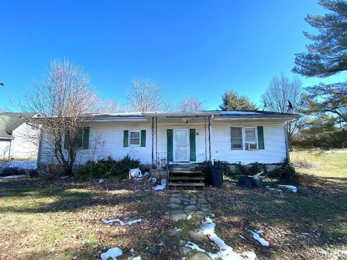 7512 S West Gate Rd, Newberry, IN, 47449-7106 | Card Image