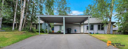 8622 Augusta Cir, Anchorage, AK, 99504-4202 | Card Image