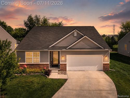 10125 Swan Lake Cir, Ypsilanti, MI, 48197-7268 | Card Image