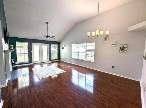 431 Sandy Ridge Cir, Mary Esther, FL, 32569-2113 | Card Image