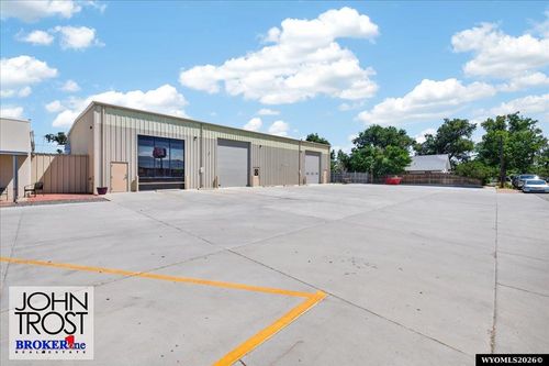 801 N Center St, CASPER, WY, 82601 | Card Image